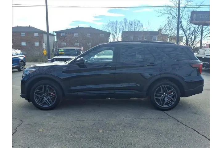 $39988 : Ford Explorer 2025 AWD ST-Li image 6