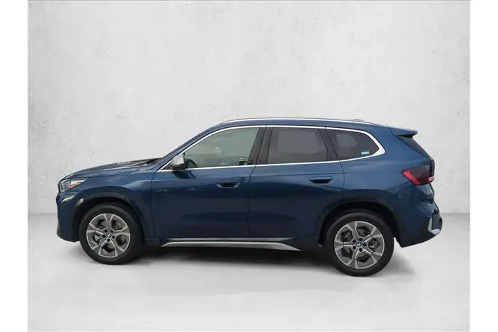 $29276 : BMW X1 2023 AWD xDrive28i 4d image 9