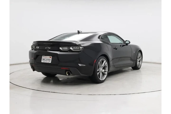 $31998 : Chevrolet Camaro 2024 LT 2dr image 8