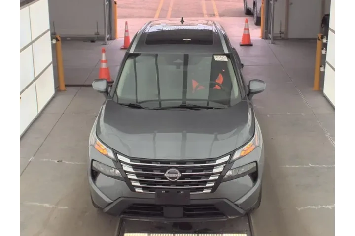 $21593 : Nissan Rogue 2024 AWD SV 4dr image 2