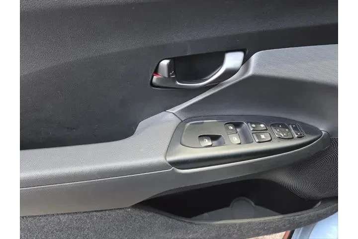 $20991 : Hyundai VELOSTER N 2021 3dr image 8