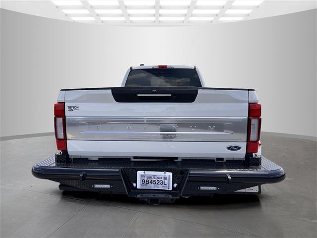 Pre-Owned 2022 F-350 Platinum image 6