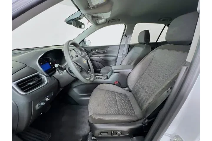$23975 : Chevrolet Equinox 2023 LT 4d image 10