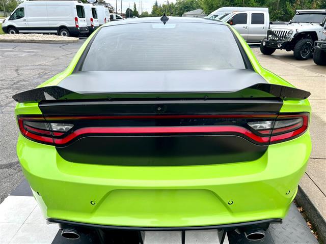 $31991 : 2019 Charger Scat Pack RWD image 10