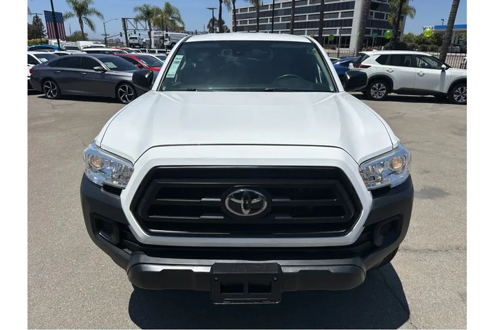$21887 : 2020 Tacoma 2WD SR image 3