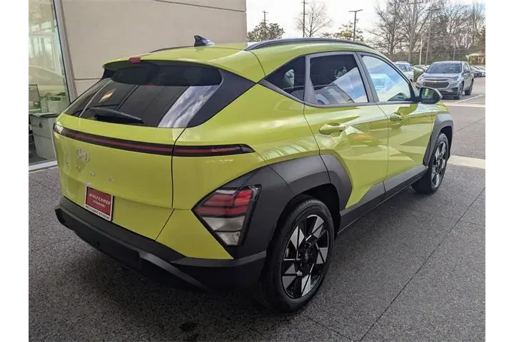 $22657 : Hyundai KONA 2024 SEL 4dr Cr image 6