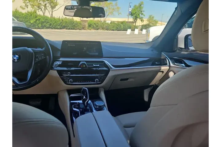 $19500 : BMW 5 Series 2020 530i 4dr S image 10