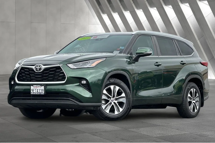 $34900 : Toyota Highlander 2023 AWD X image 2