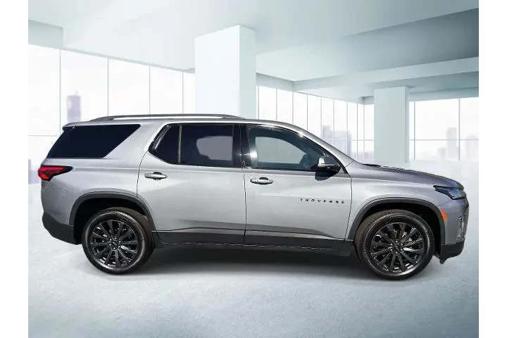 $33698 : Chevrolet Traverse 2023 4x4 image 3