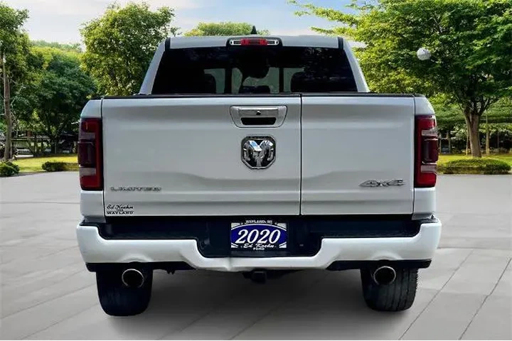 $32390 : Ram 1500 2020 4x4 Limited 4d image 4