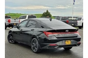 Hyundai ELANTRA 2023 SEL 4dr en Stockton