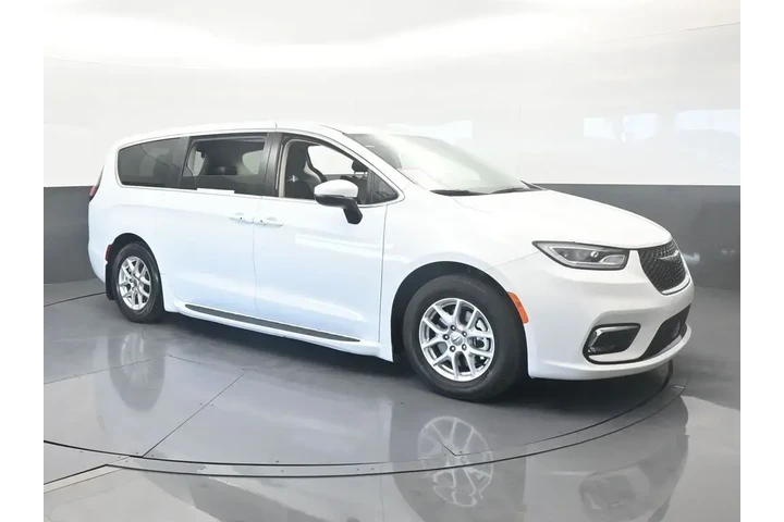 $26995 : Chrysler Pacifica 2023 Touri image 8