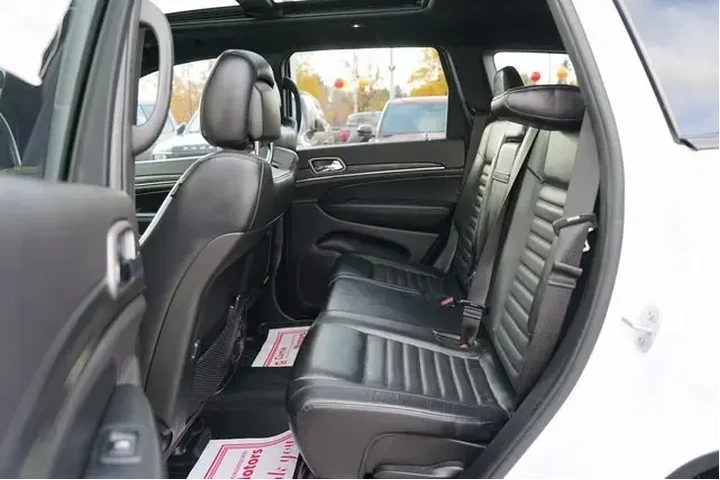 Jeep Grand Cherokee 2019 4x4 image 8