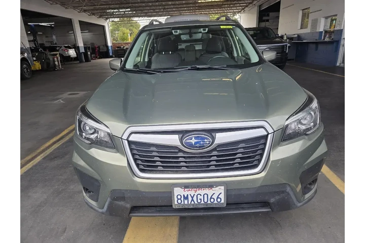 $22275 : Subaru Forester 2020 AWD Pre image 2