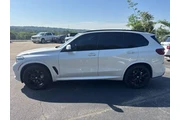 $30990 : BMW X5 2019 AWD xDrive50i 4d thumbnail