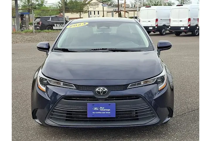 $20498 : Toyota Corolla 2024 LE 4dr S image 2