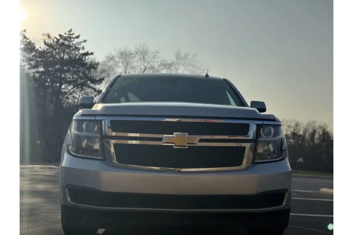$14999 : 2018 Suburban LT image 3