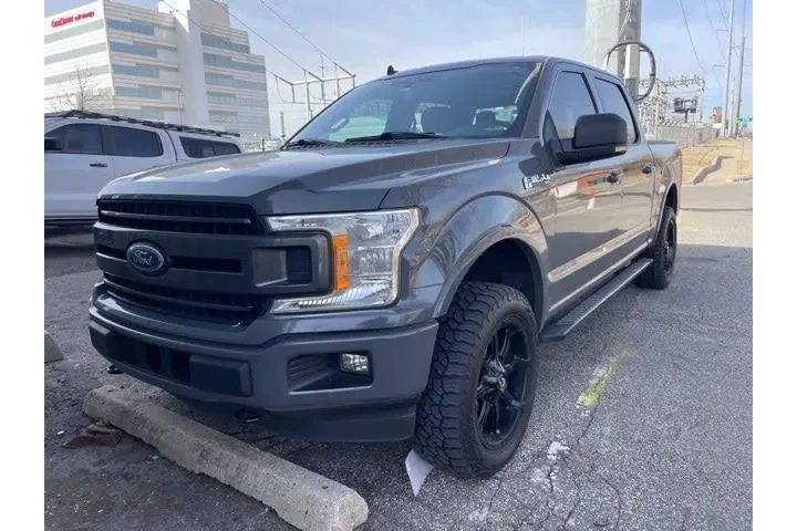 $23827 : Ford F-150 2020 4x4 XL 4dr S image 1