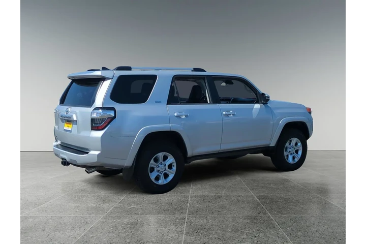 $31500 : Toyota 4Runner 2021 4x2 SR5 image 7