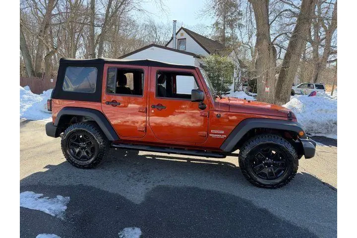 $9995 : Jeep Wrangler Unlimited 2014 image 9