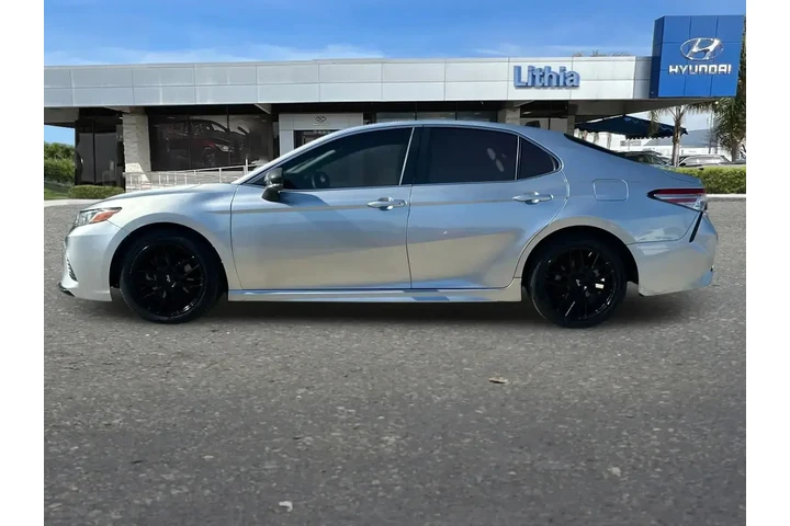 $10399 : Toyota Camry 2018 SE 4dr Sed image 5