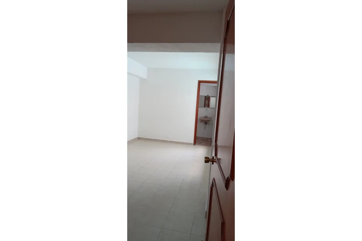 $14500 : RENTO DEPARTAMENTO POR PERISUR image 9