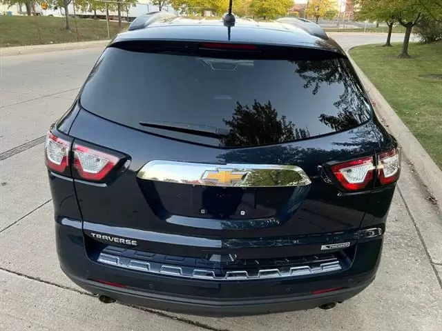 $16995 : 2017 Traverse Premier image 6