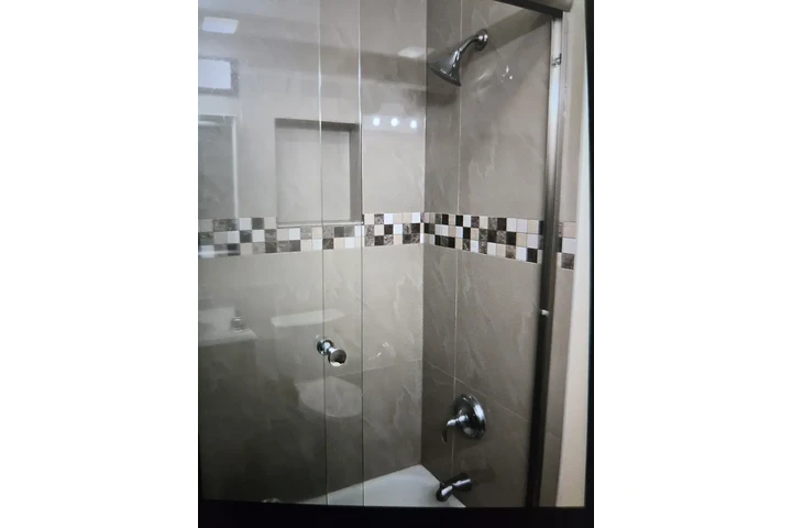 $1400 : Santa Ana Renta - Listo image 4