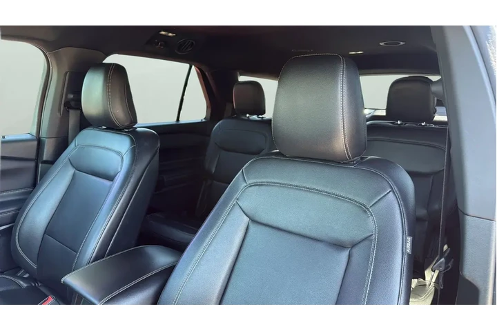 $24850 : Ford Explorer 2020 XLT 4dr S image 9