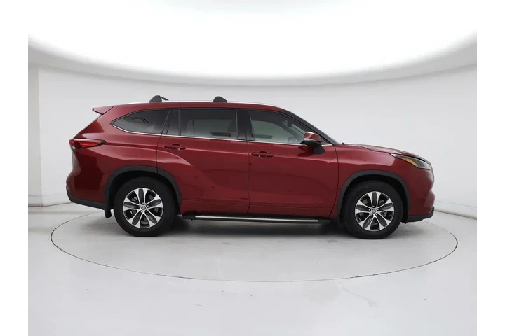 $31998 : Toyota Highlander 2021 XLE 4 image 7