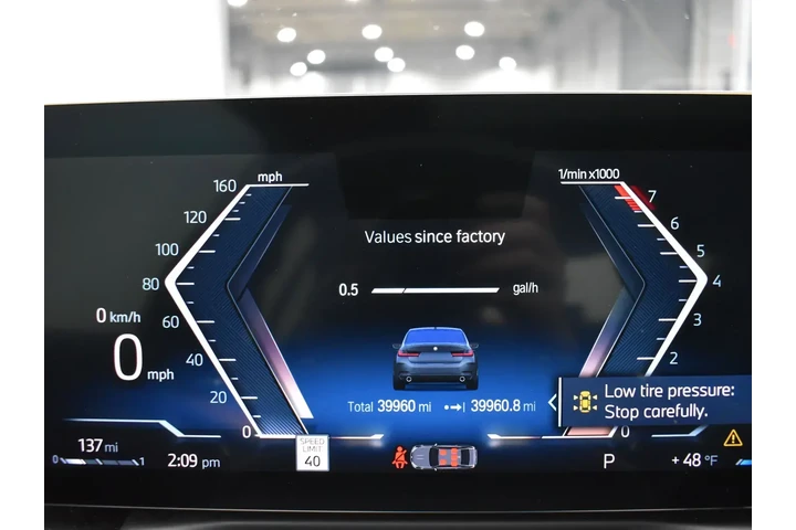 $24952 : BMW 3 Series 2024 330i 4dr S image 10