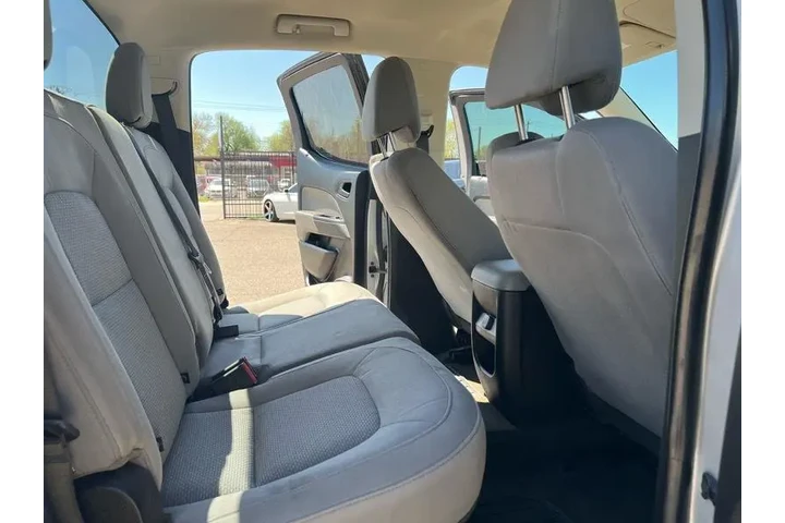 2018 Colorado Work Truck Crew image 9