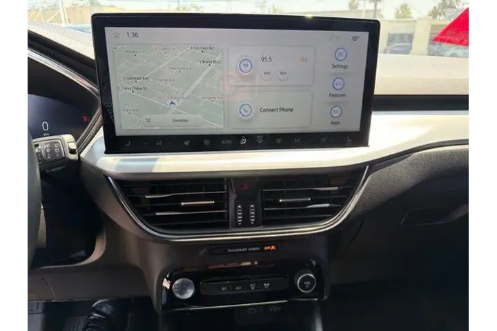 $20730 : Ford Escape Plug-In Hybrid 2 image 10
