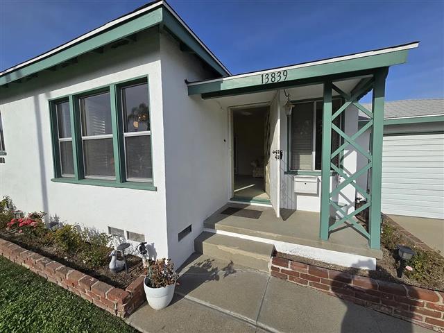 $1500 : Whittier Classic 3 Bed, 2 Bath image 1