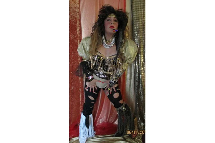 Pa los 90s con LuluTrevi show image 6