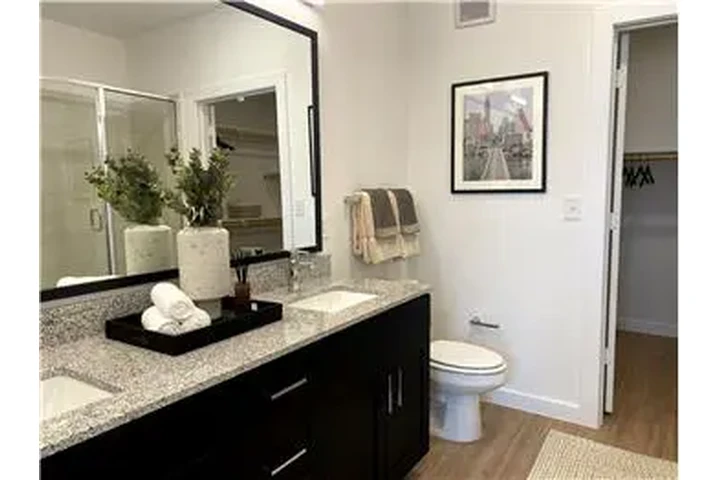 $2050 : Rental property with 2 bedro image 10