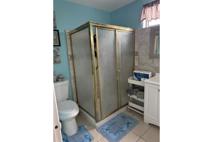 $1300 : RENTO CUARTO PRINCIPAL image 1