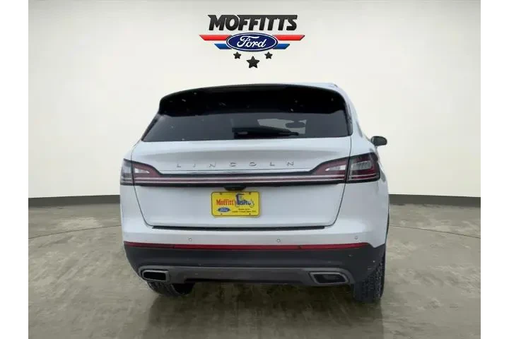 $33485 : Lincoln Nautilus 2022 AWD Re image 4