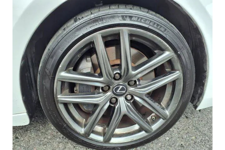 $25999 : Lexus IS 300 2019 4dr Sedan image 9