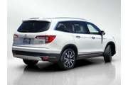 $33771 : Honda Pilot 2021 AWD Touring thumbnail