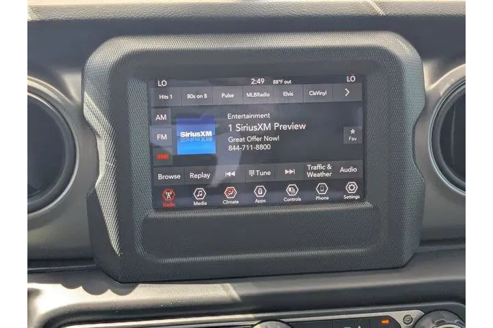 $27988 : Jeep Wrangler Unlimited 2021 image 5