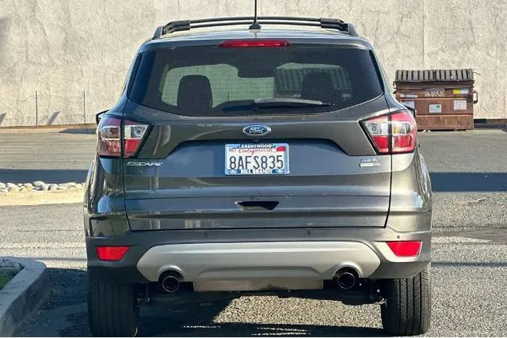 $15193 : Ford Escape 2018 AWD SEL 4dr image 8