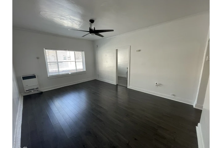 $1495 : Studio en Renta image 2