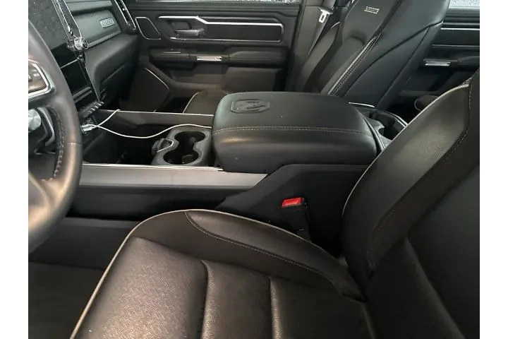 Ram 1500 2024 4x4 Laramie 4d image 9