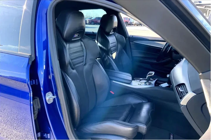$38074 : BMW M5 2019 AWD Competition image 9