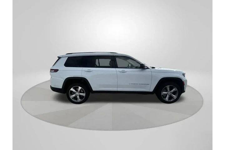 $26753 : Jeep Grand Cherokee L 2022 4 image 2