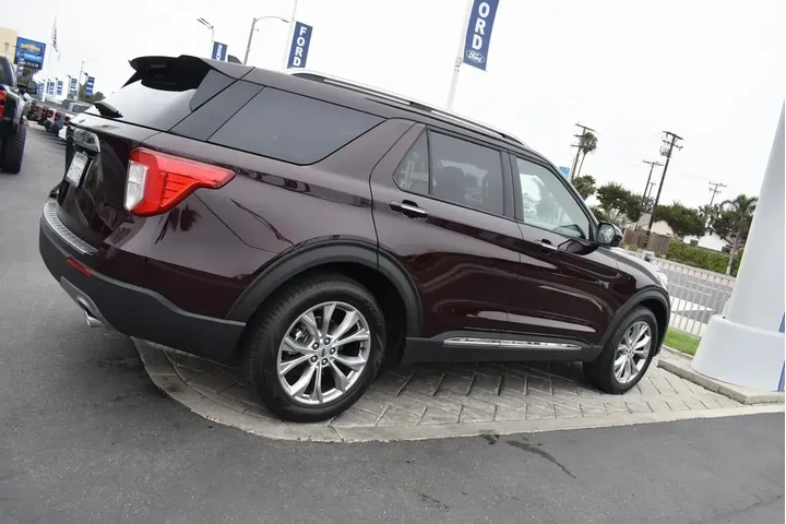 $31890 : Ford Explorer 2023 Limited 4 image 2