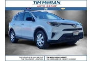 Toyota RAV4 2017 LE 4dr SUV