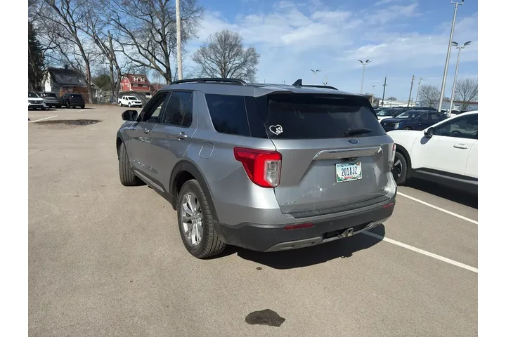 $21900 : Ford Explorer 2021 AWD XLT 4 image 6