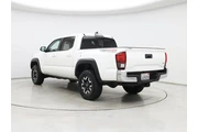 $28998 : Toyota Tacoma 2019 4x4 TRD P thumbnail